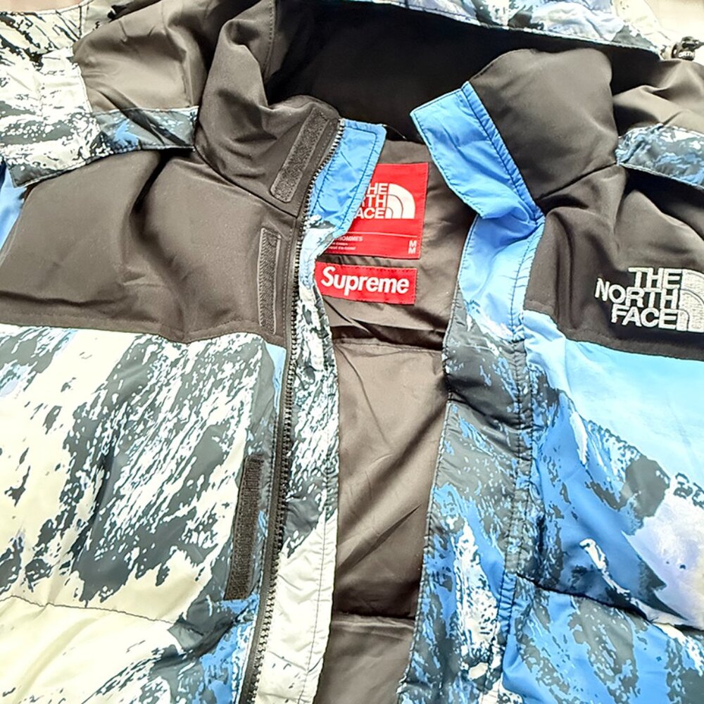 Supreme x The North Face TNF Snow Mountain Baltoro Down Jacket - Picture 5 of 11